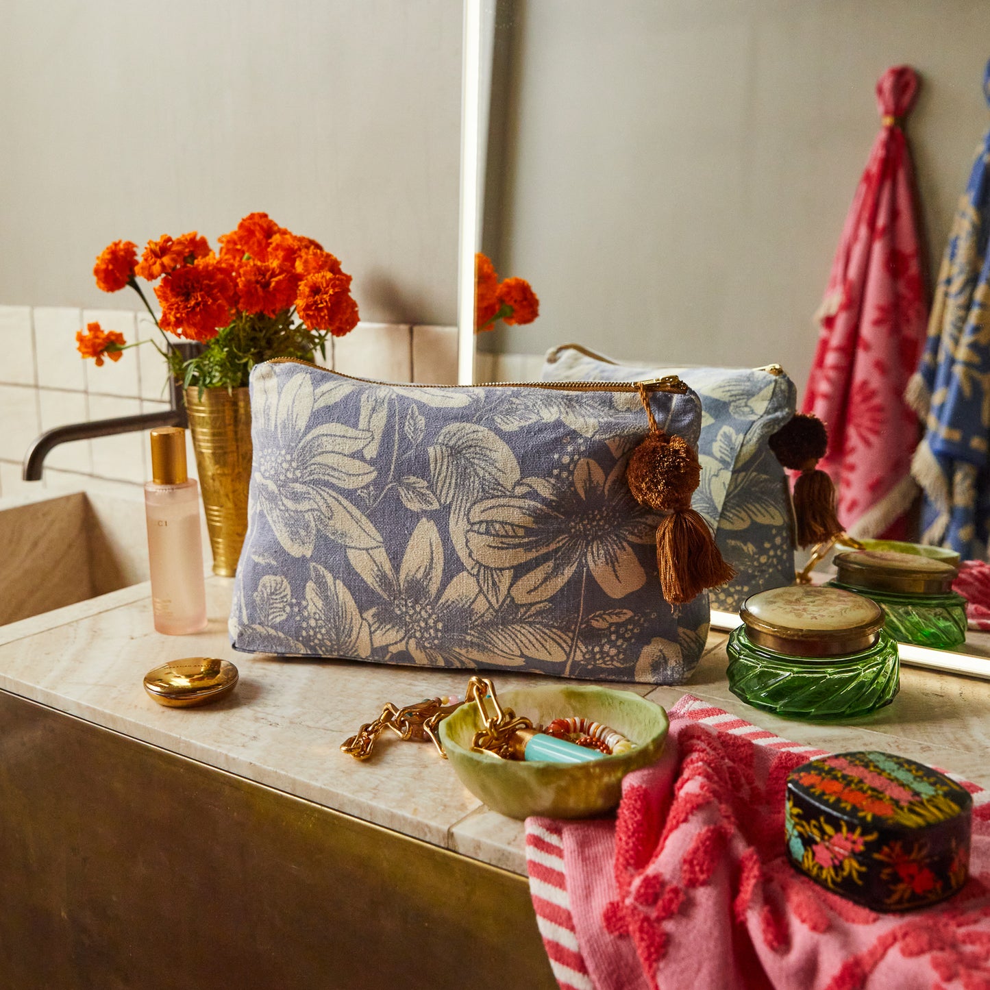 Sage x Clare - Amrita cosmetic bag