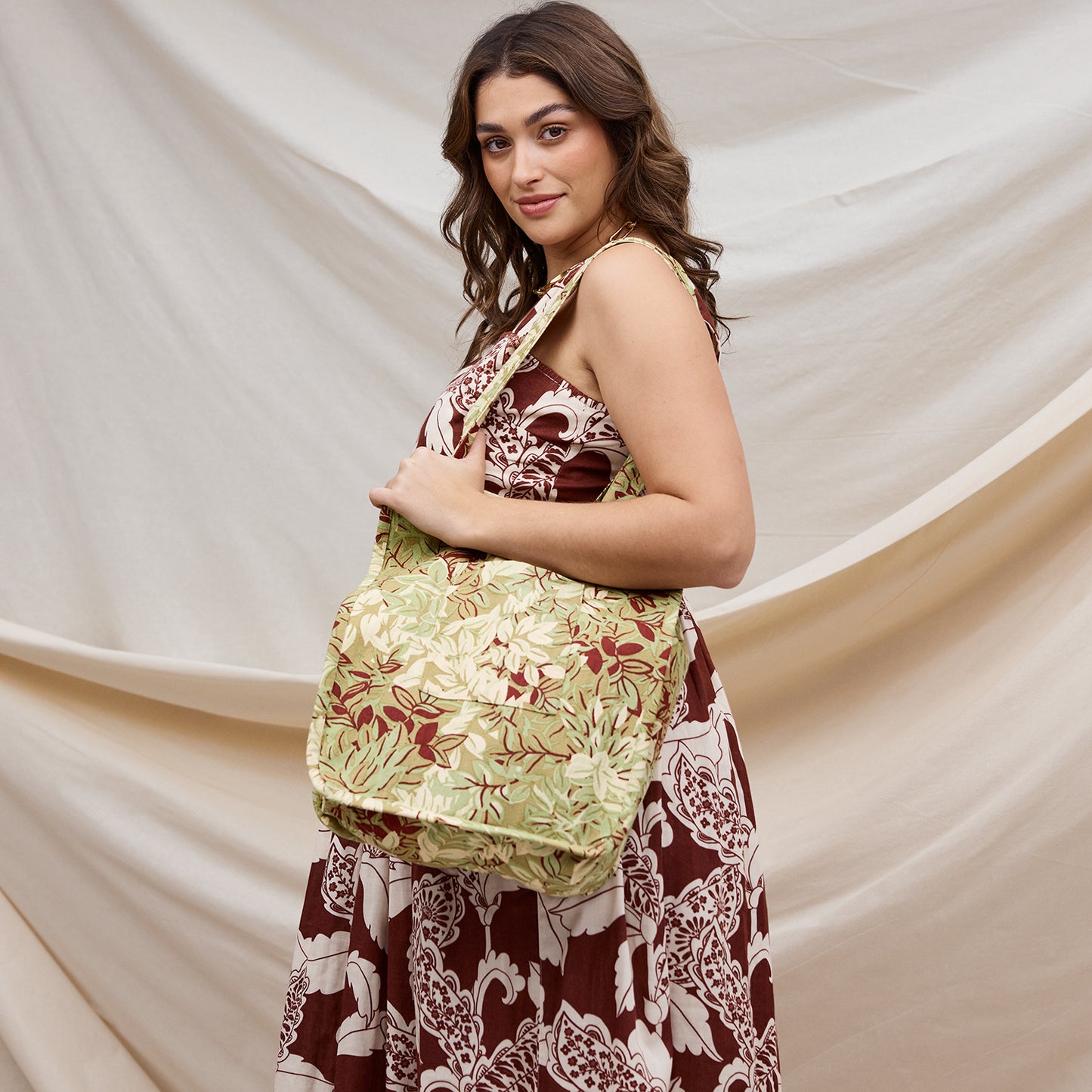 Sage x Clare - Alka tote bag Reed